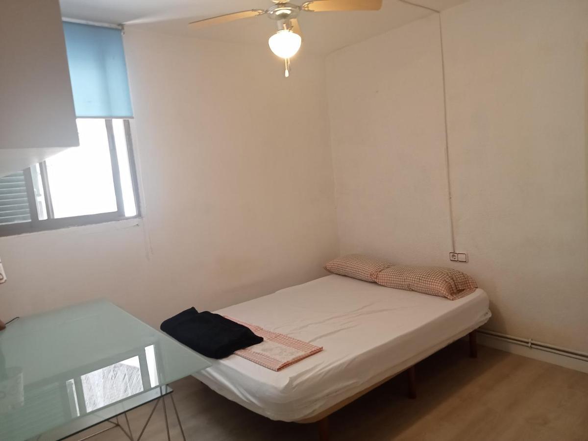 Apartamento - Jardin En Playa San Sebastian Ситжес Екстериор снимка
